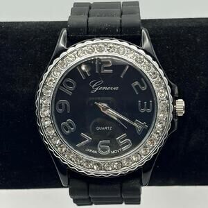 Silver & Black Men's Geneva Watch